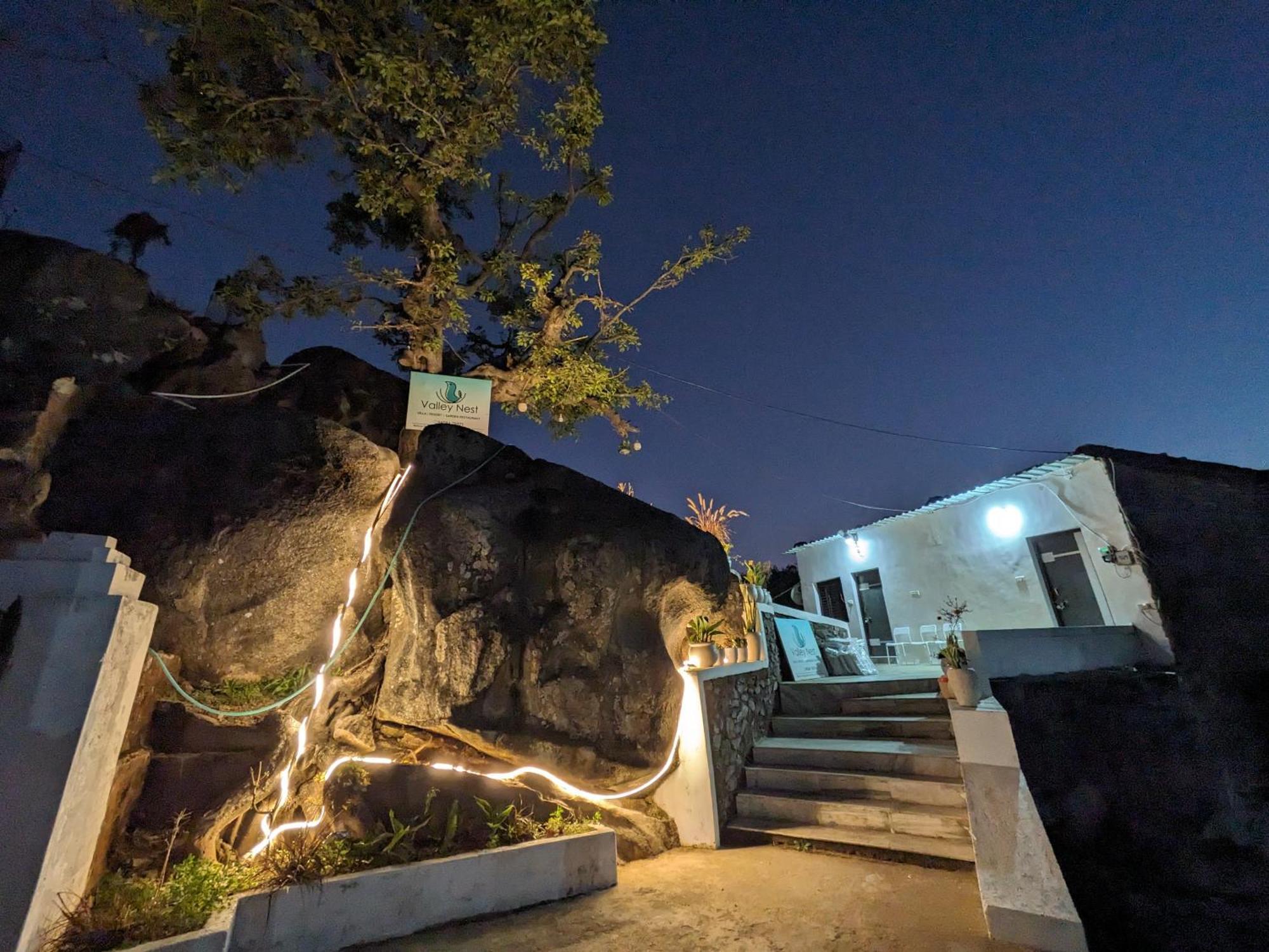 Valley Nest For 6-12 Pax Mount Abu Bagian luar foto