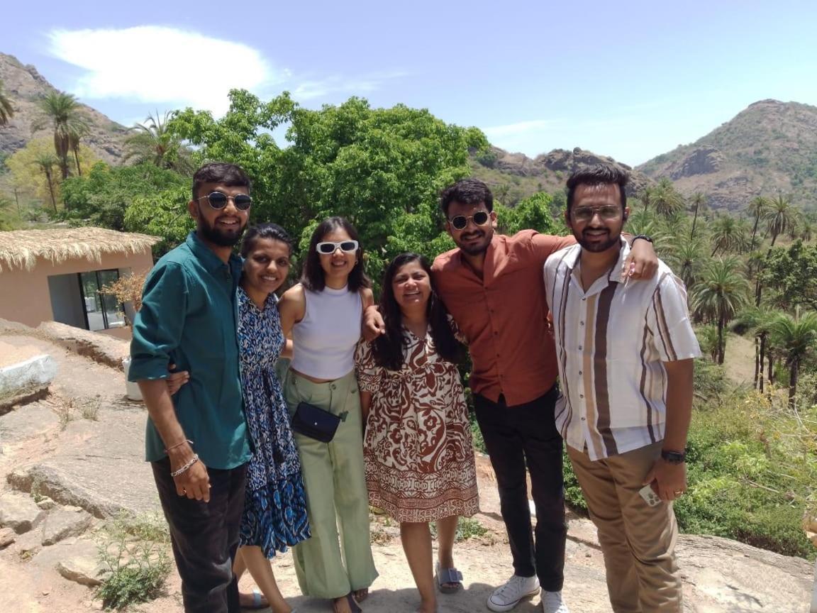 Valley Nest For 6-12 Pax Mount Abu Bagian luar foto